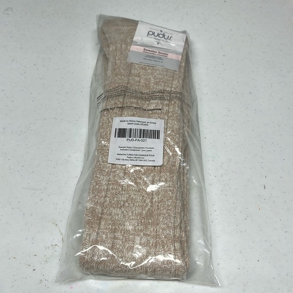 Padua Sweater Socks Thigh High - Picture 1 of 4